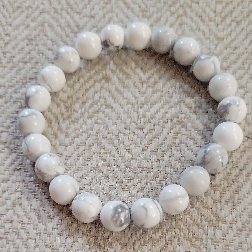 HOWLITE 8MM BRACELET